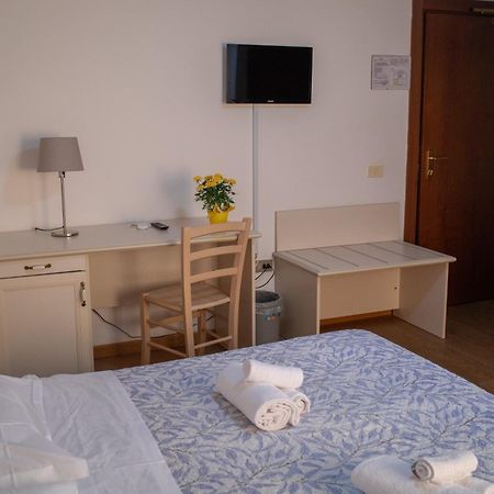 Hotel Ariston Piombino Luaran gambar