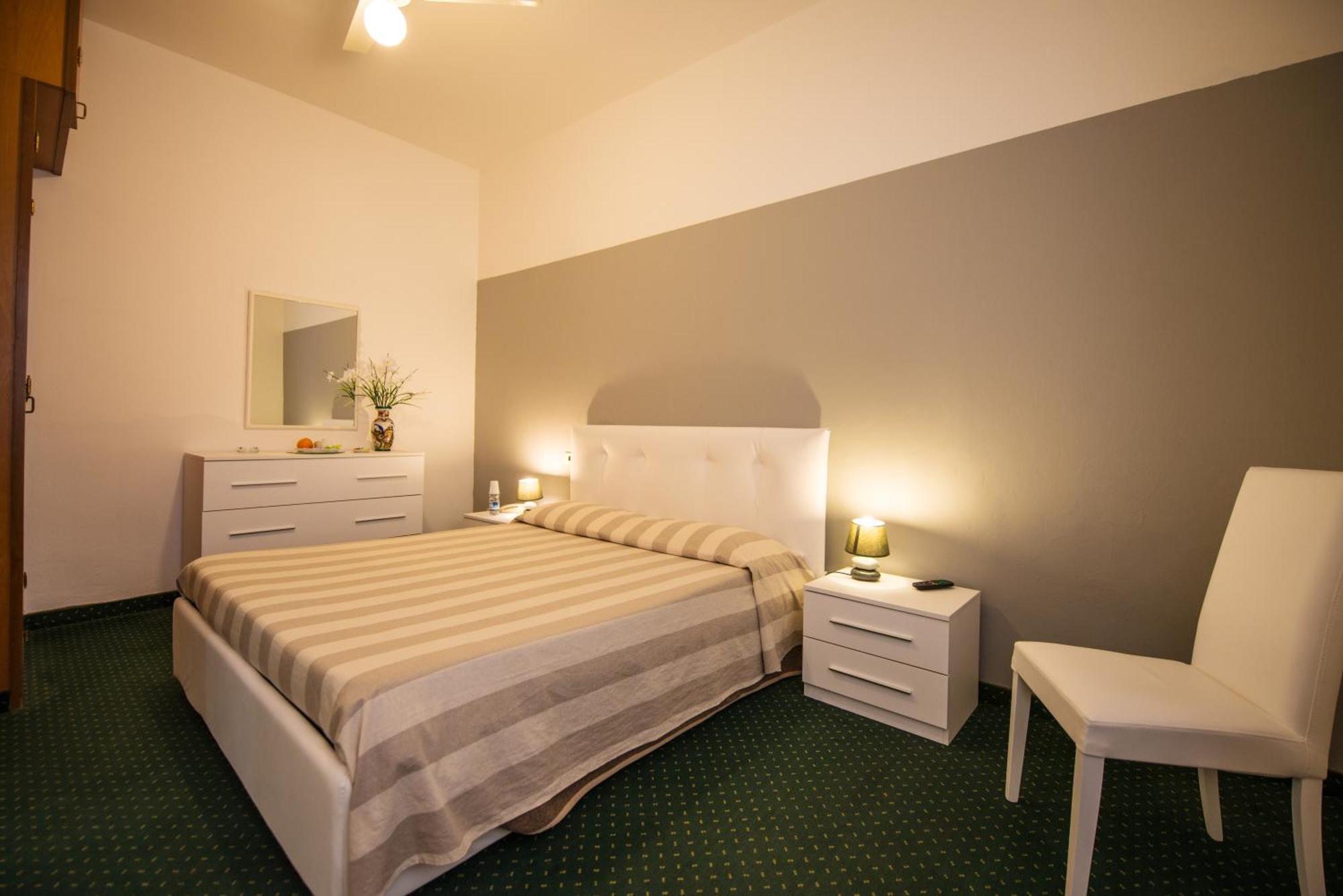 Hotel Ariston Piombino Bilik gambar