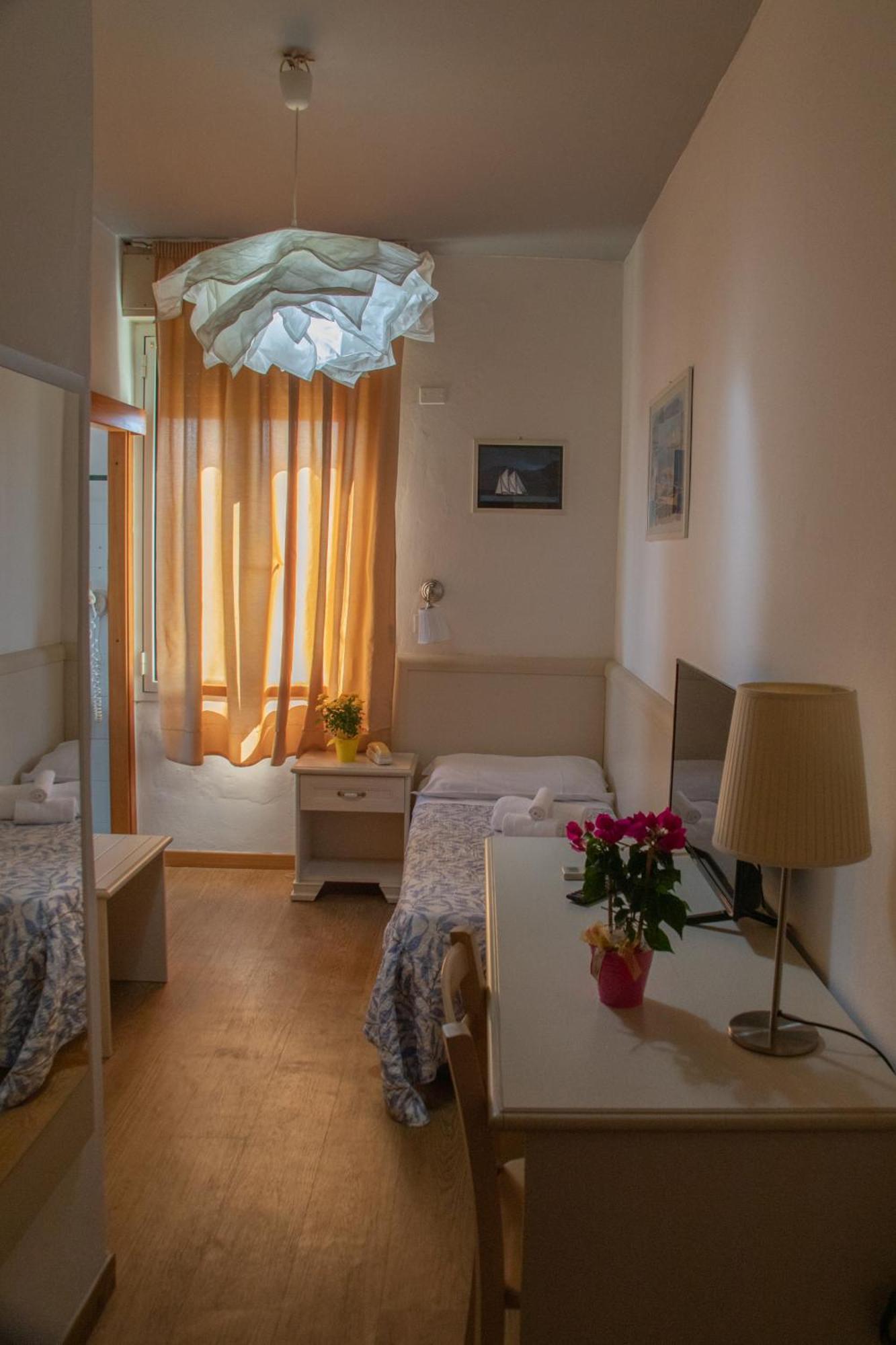 Hotel Ariston Piombino Luaran gambar